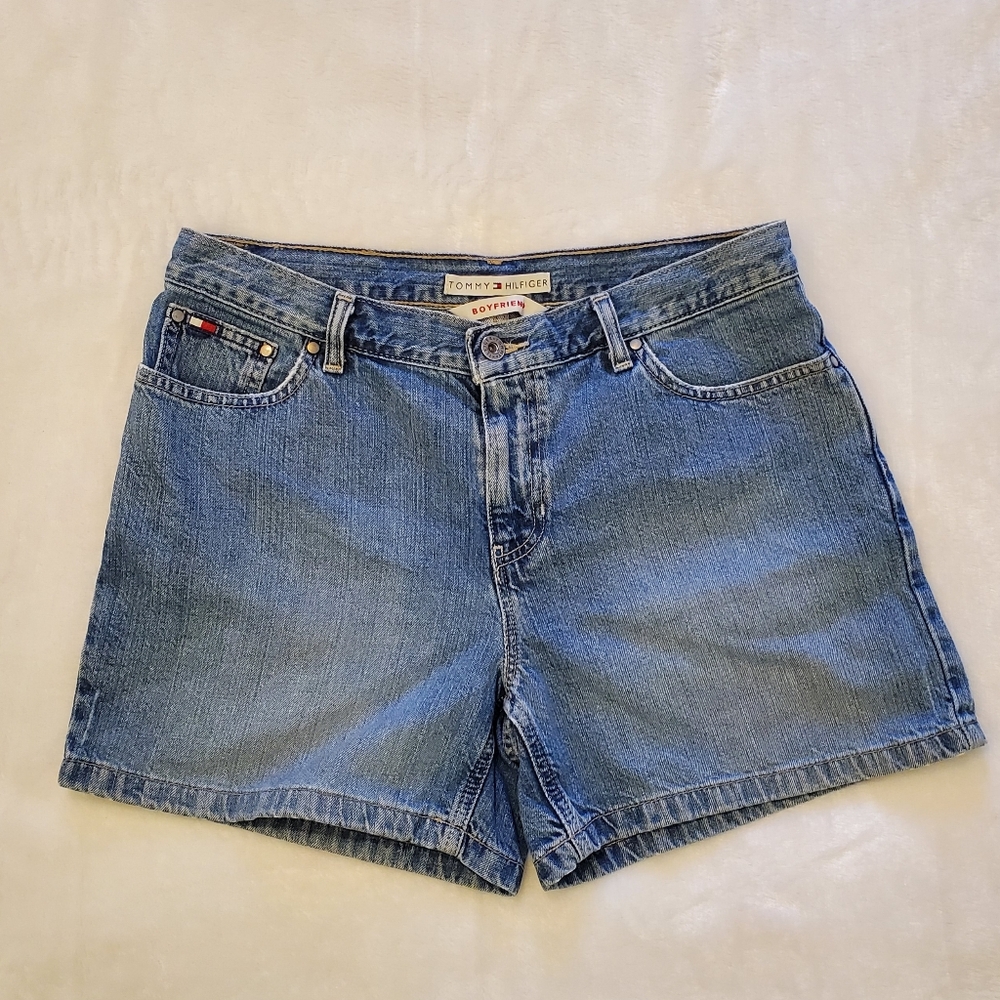 Tommy Hilfiger Y2K Women's Blue Denim Medium Wash Shorts 6